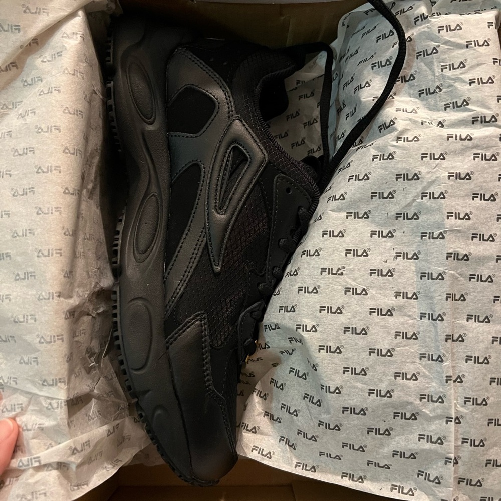 Fila Slip Resistant Shoes